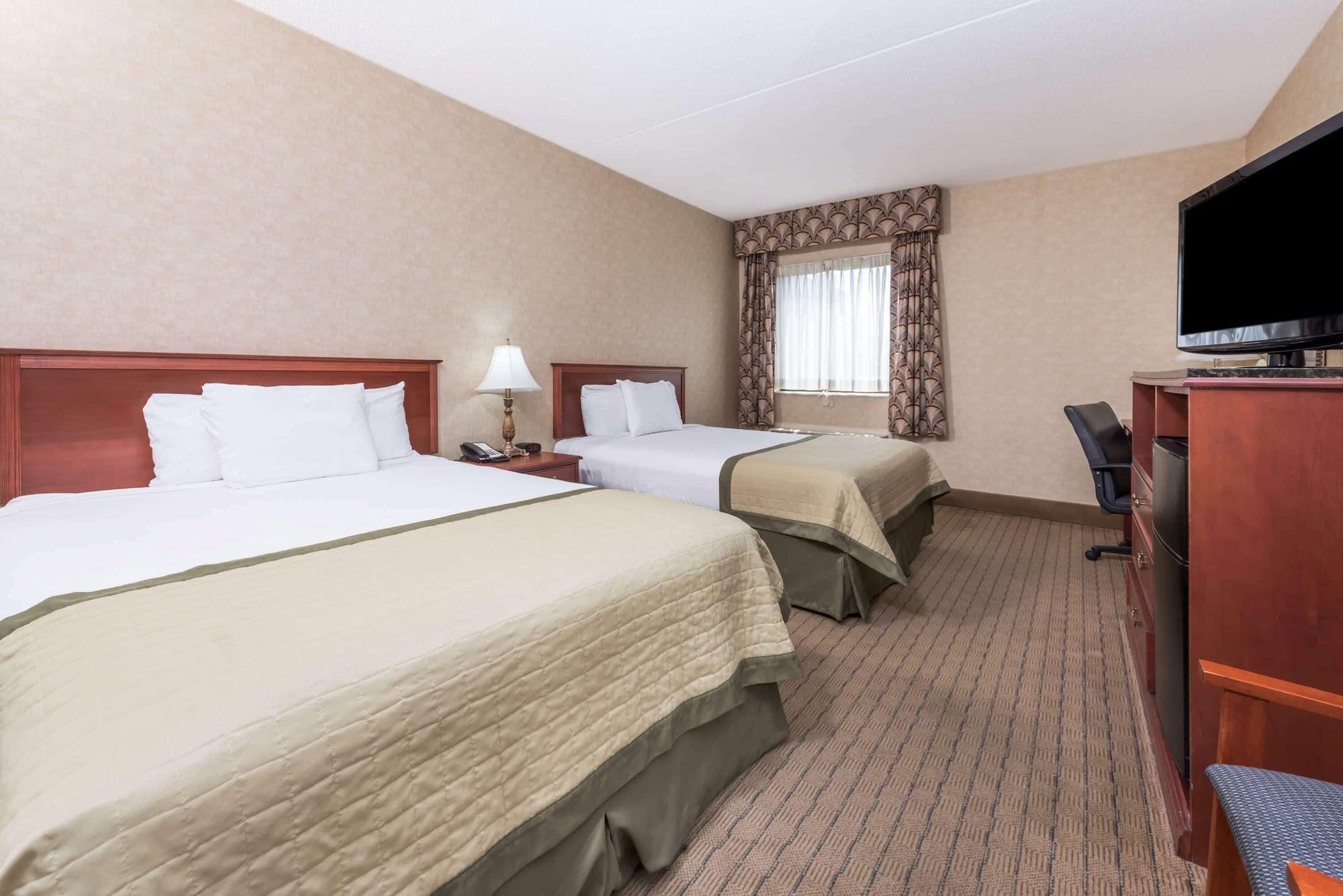 Hotel Baymont By Wyndham Indianapolis South Exterior foto