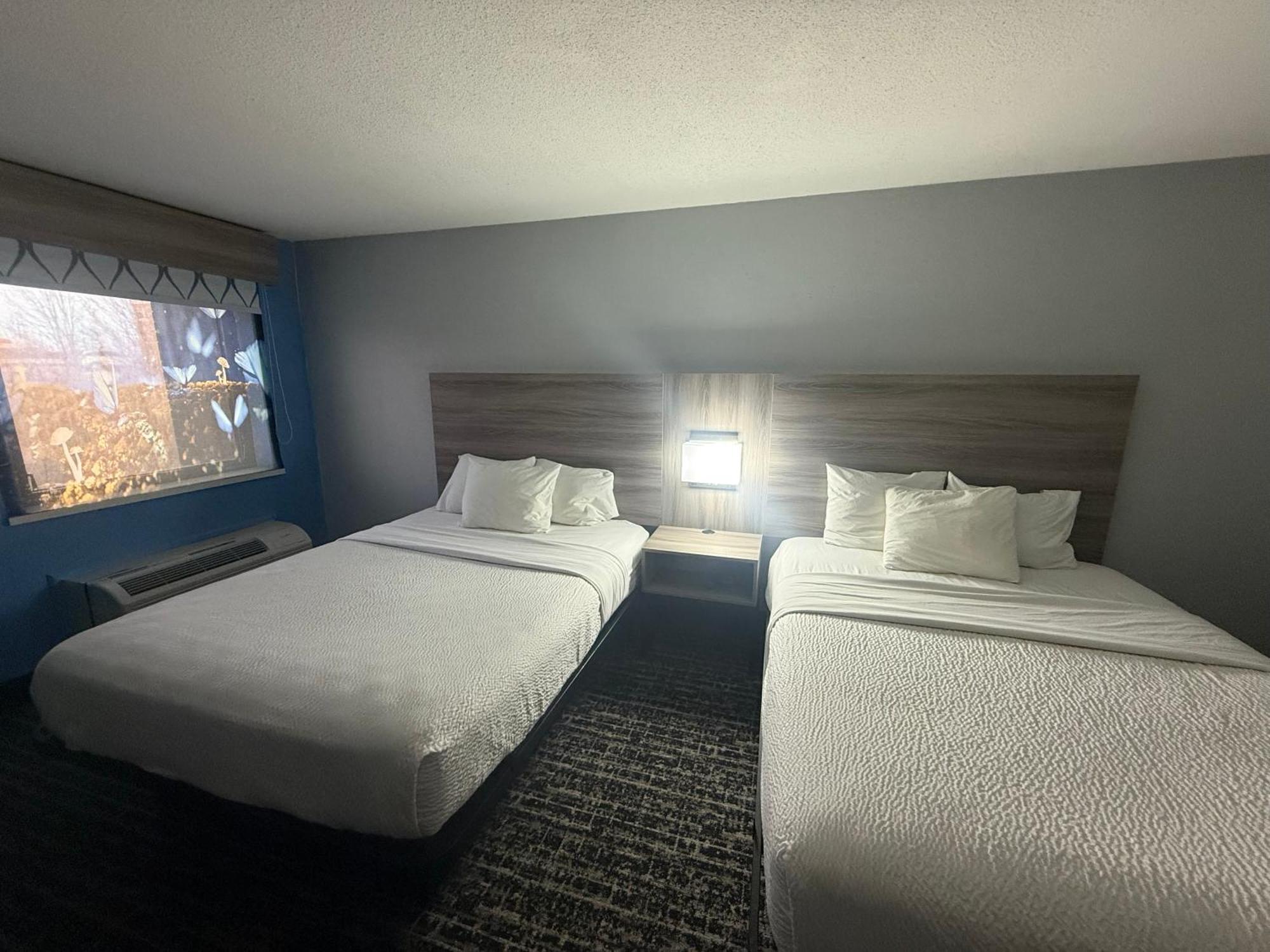 Hotel Baymont By Wyndham Indianapolis South Exterior foto